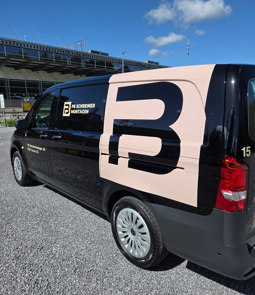 Peter Baumgartner Schreinermontagen AG - Mercedes Fahrzeug